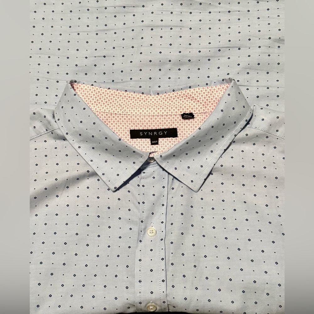 Synrgy Men's Patterned (Light Blue-Pink Accents) Short Sleeve ButtonUp (3XLT)